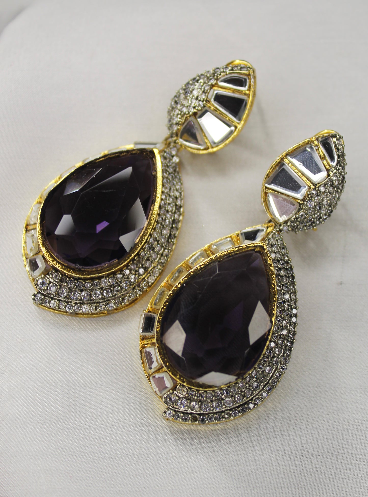 Aylin Ear Ring