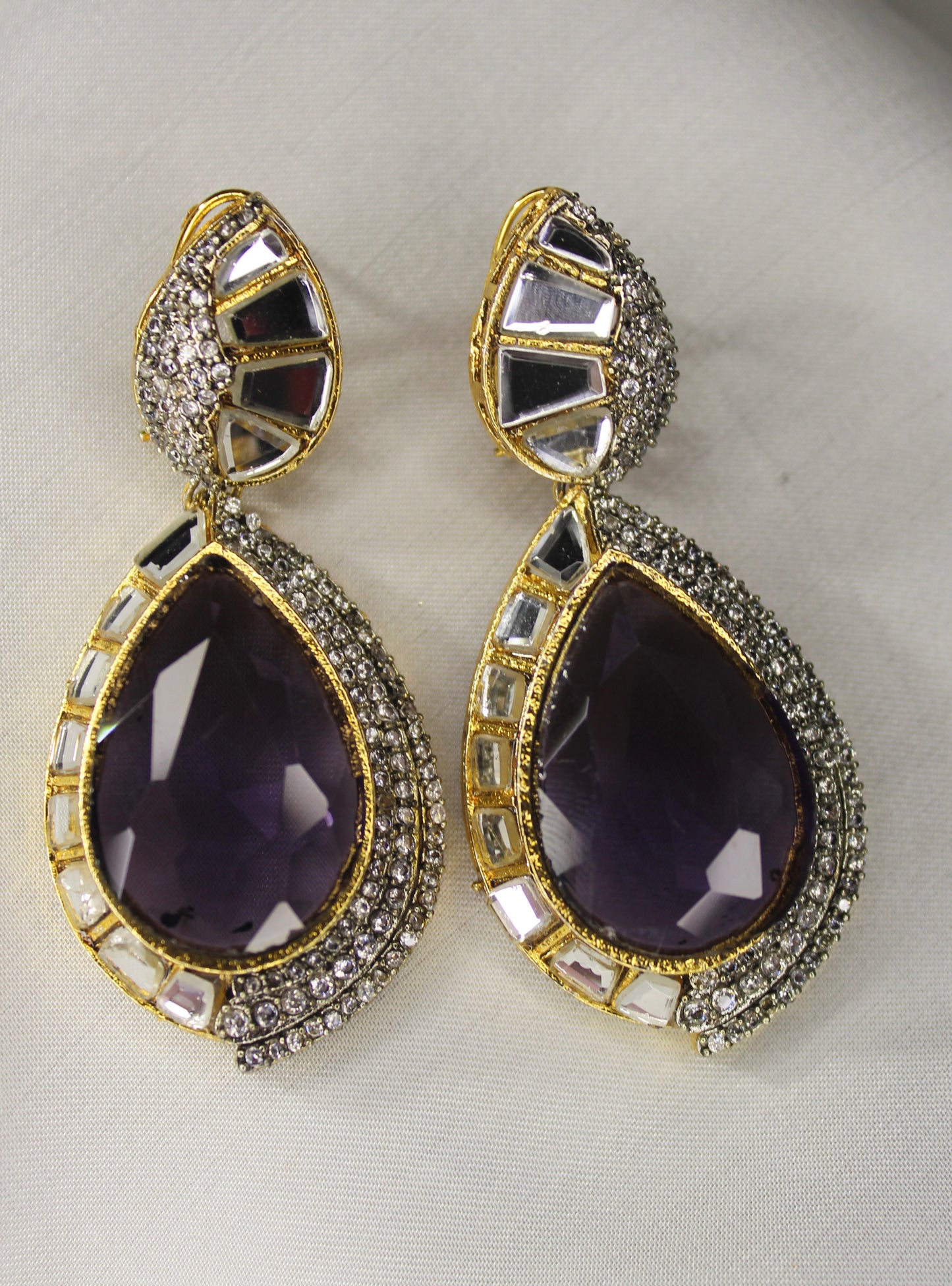 Aylin Ear Ring