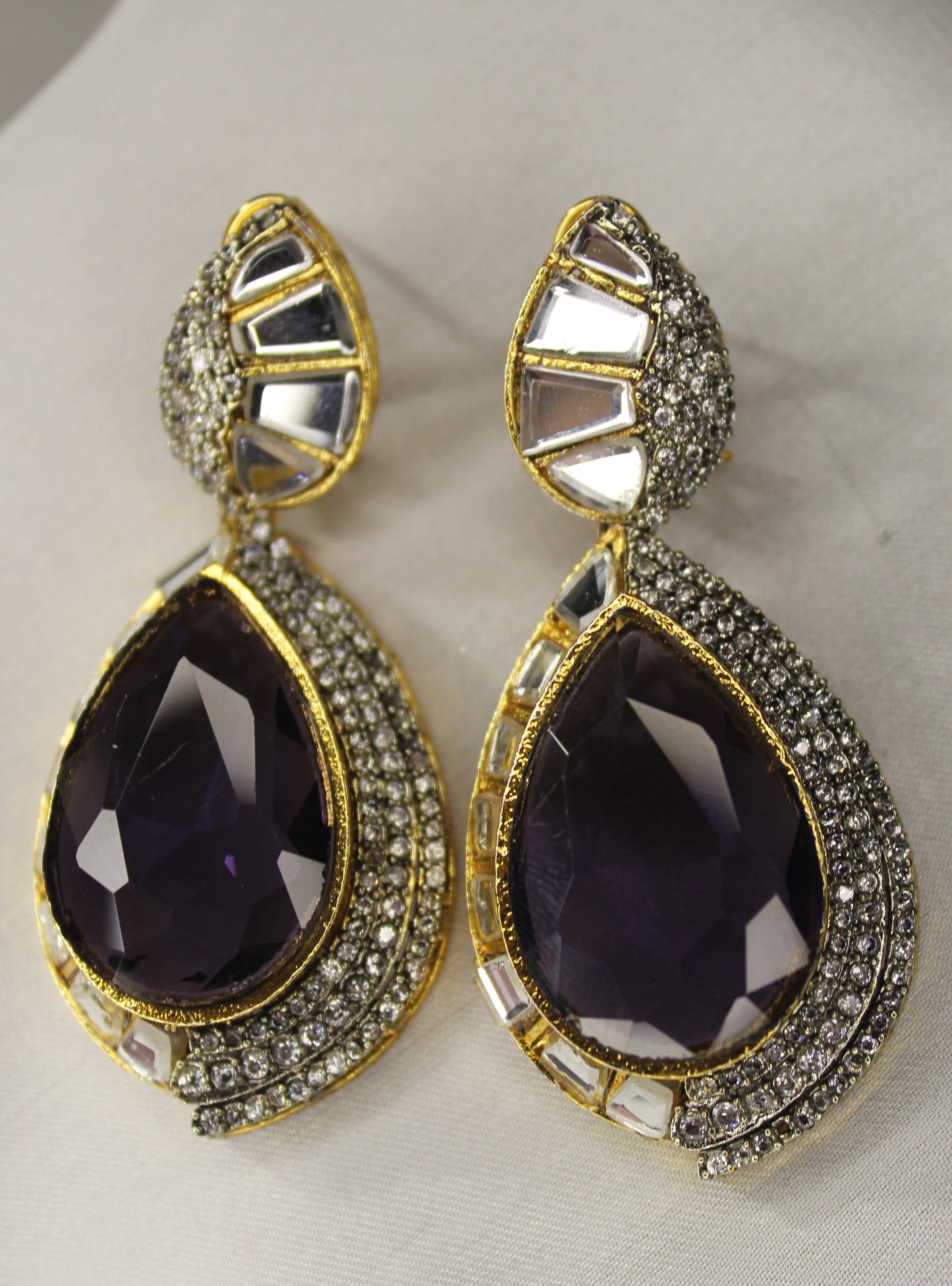 Aylin Ear Ring
