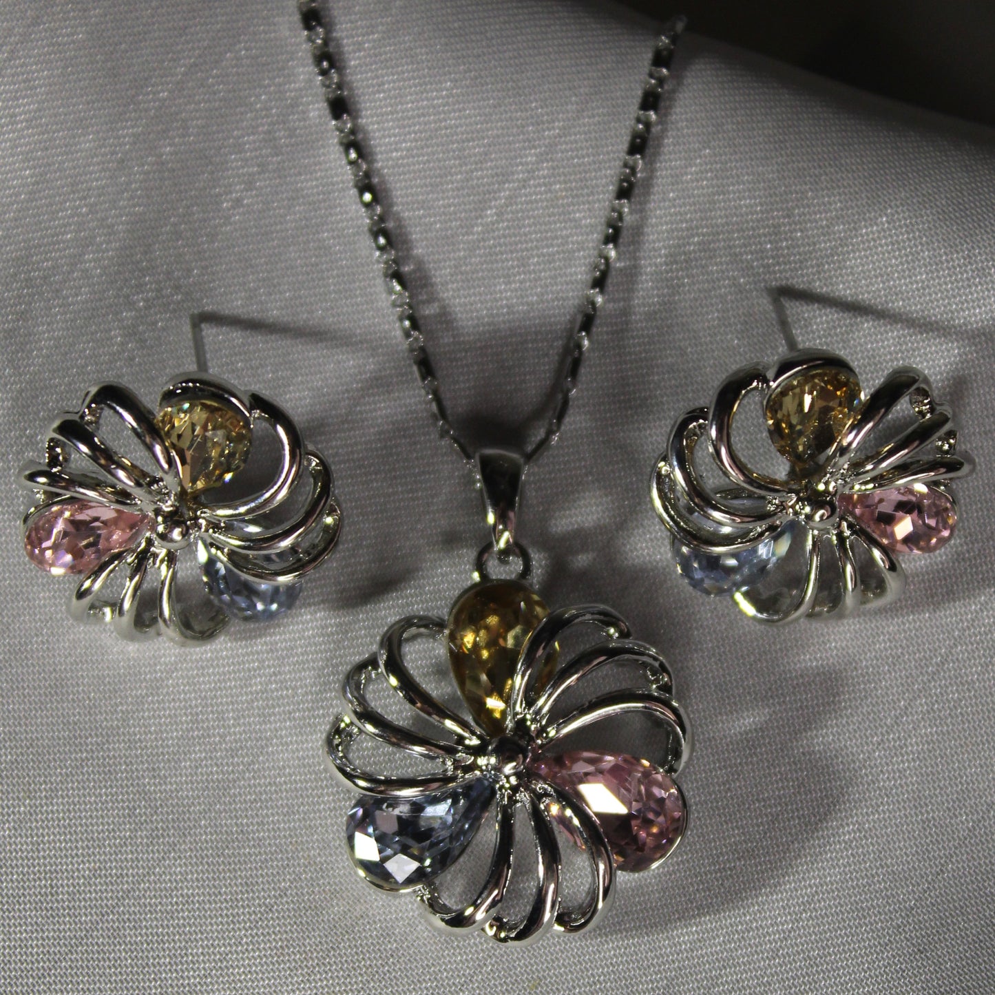 Fleuris Locket Set