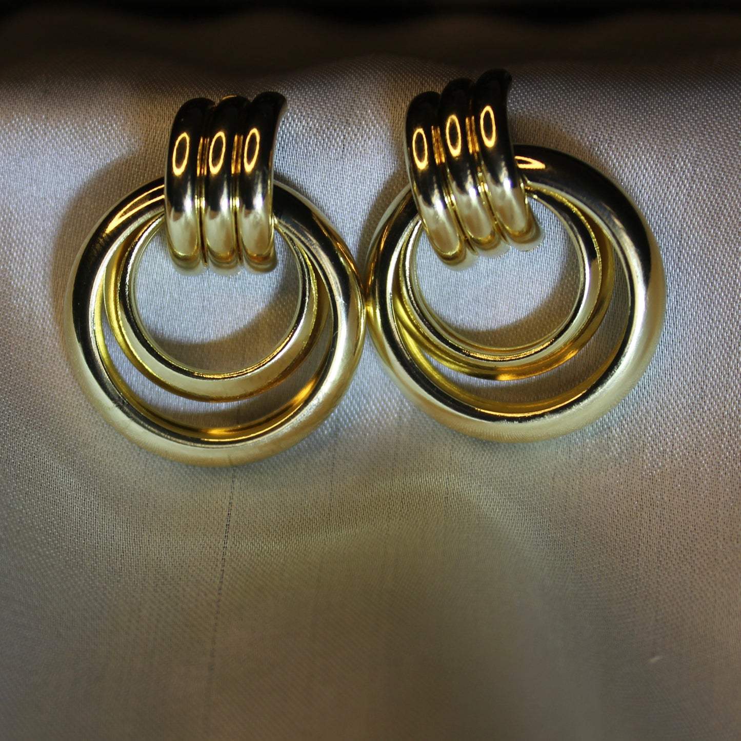 Halka Lsigi Ear Ring