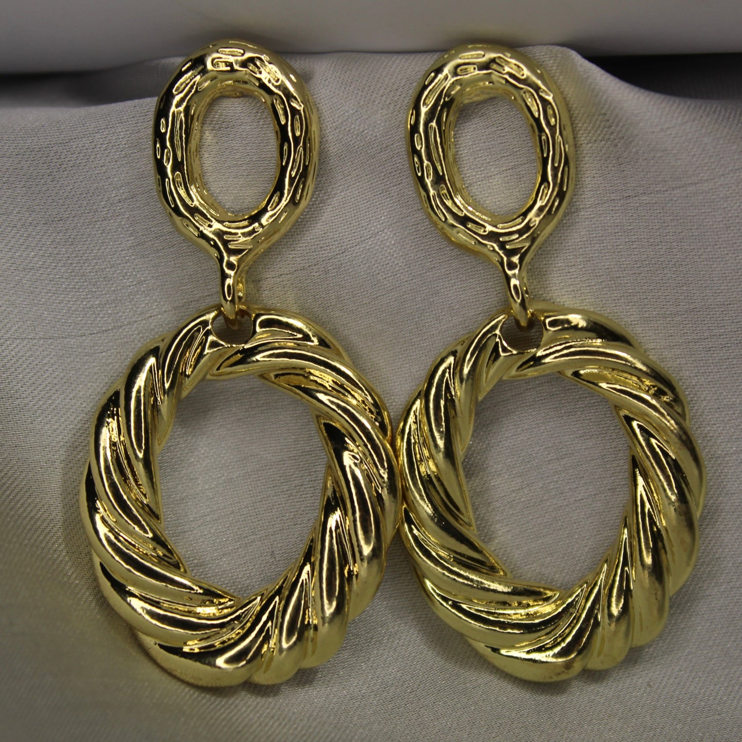 Aurelia Twist Ear Ring