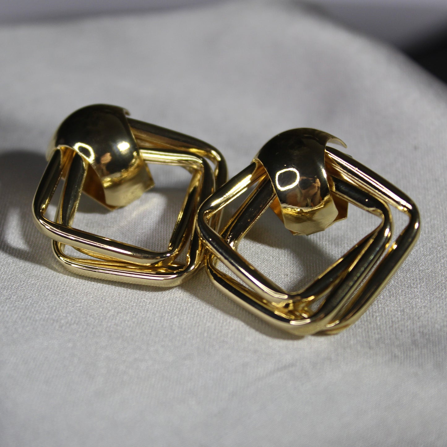 Sari Zen Ear Ring