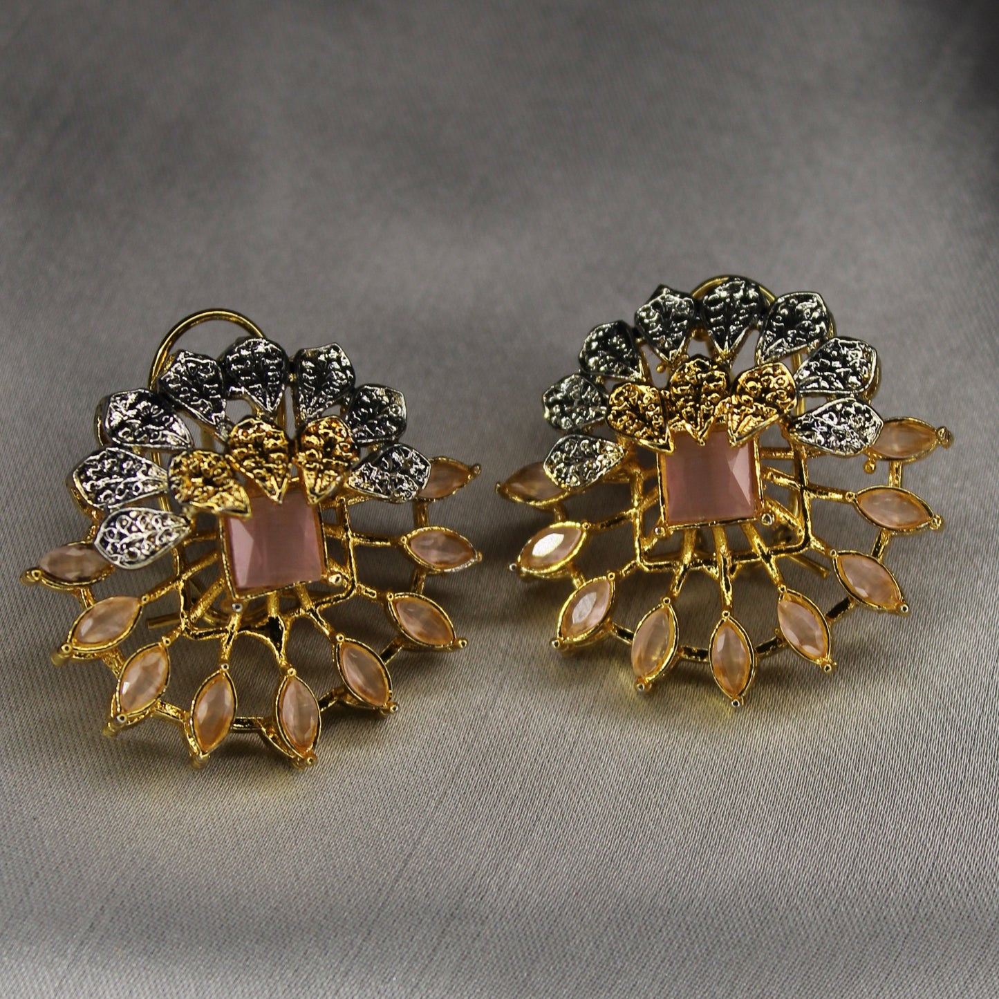 Sahane Elegant Ear Ring