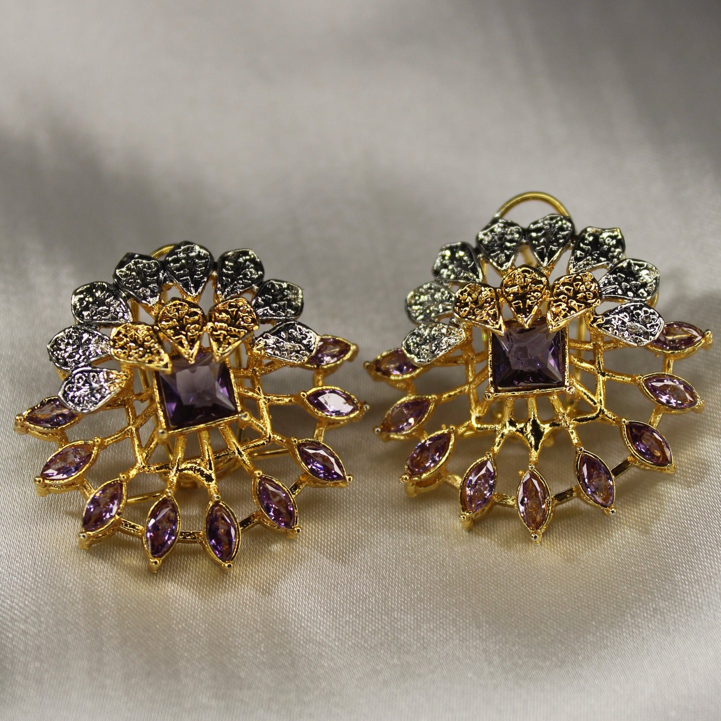 Sahane Elegant Ear Ring