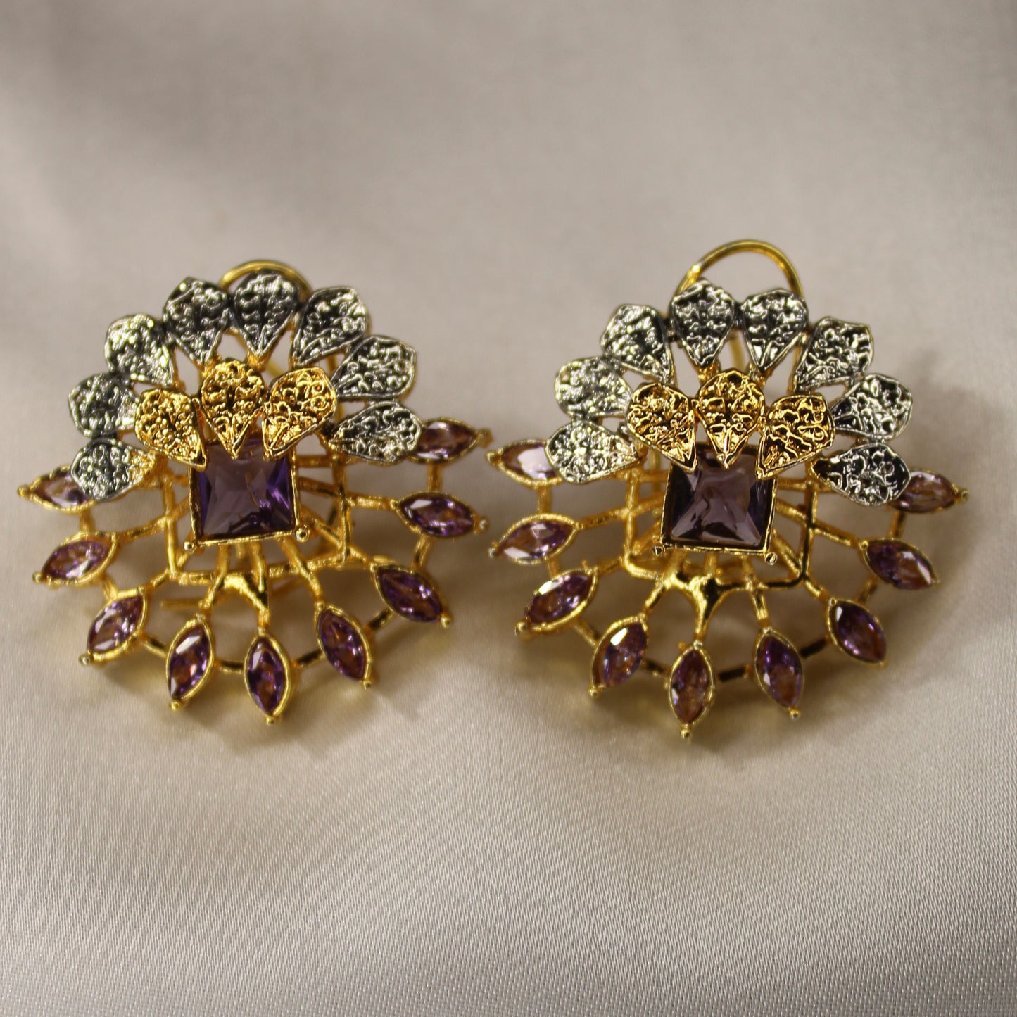 Sahane Elegant Ear Ring