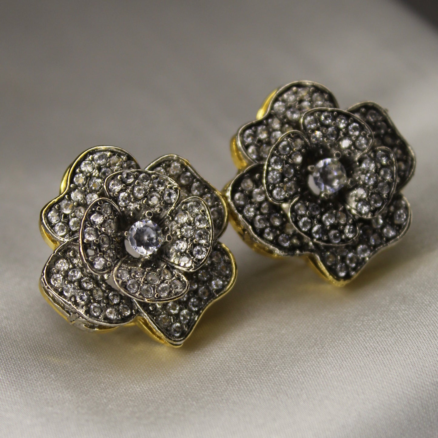 Gonca Ear Ring