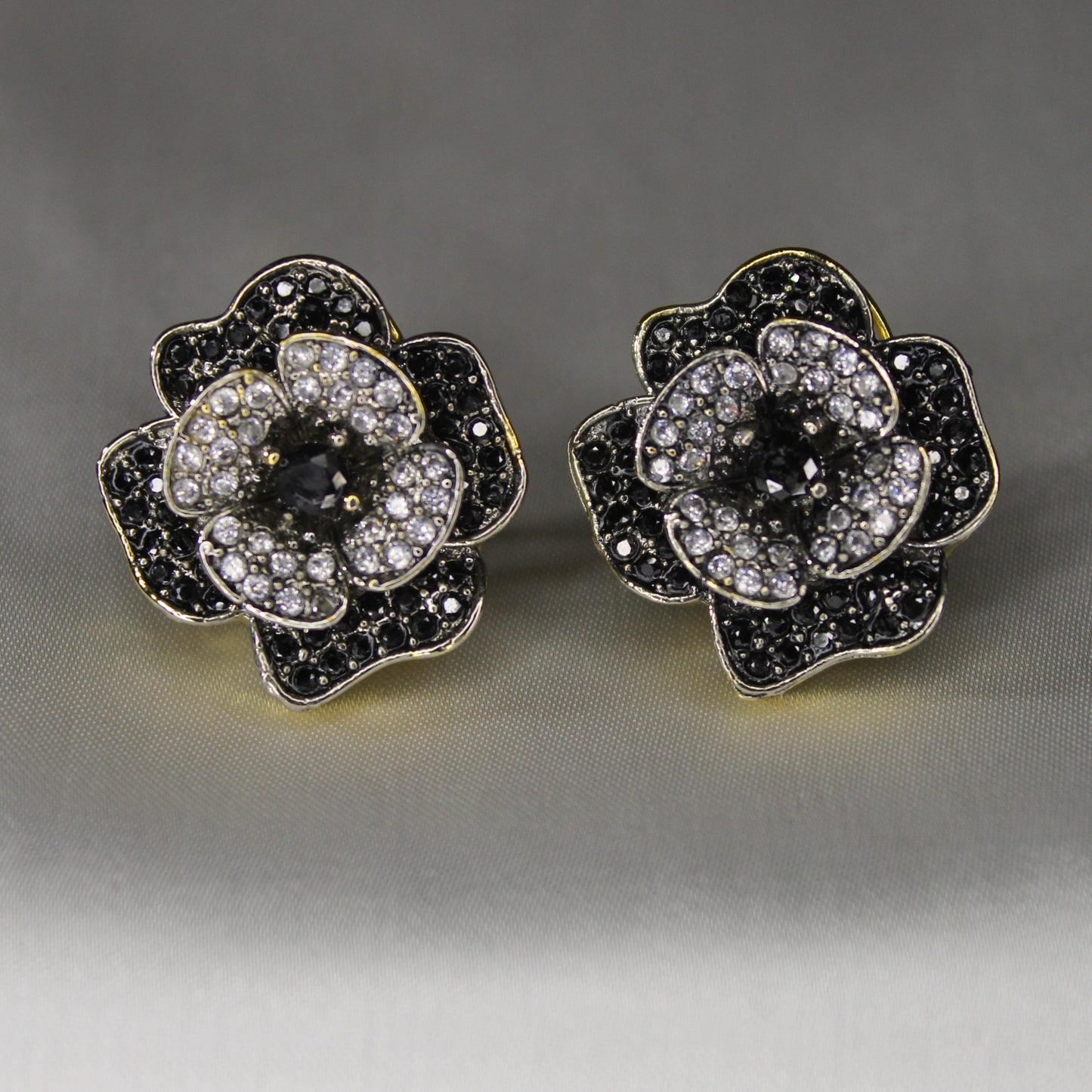 Gonca Ear Ring
