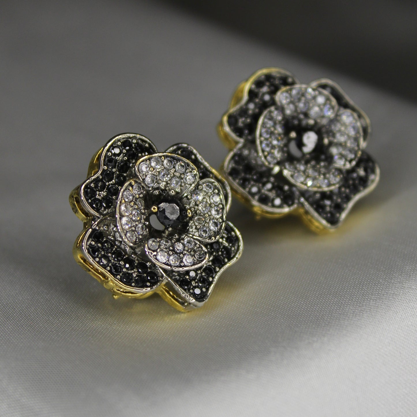Gonca Ear Ring