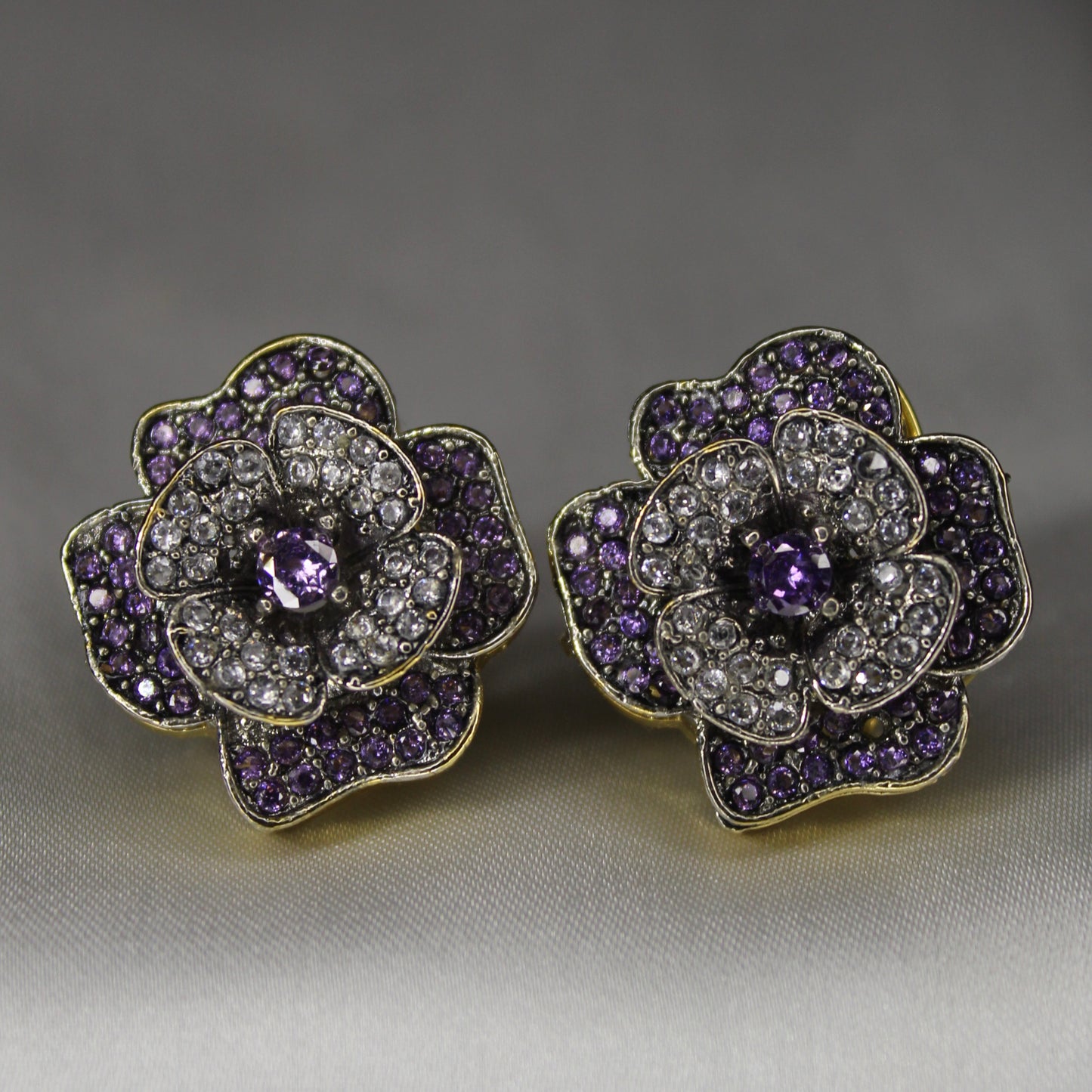 Gonca Ear Ring