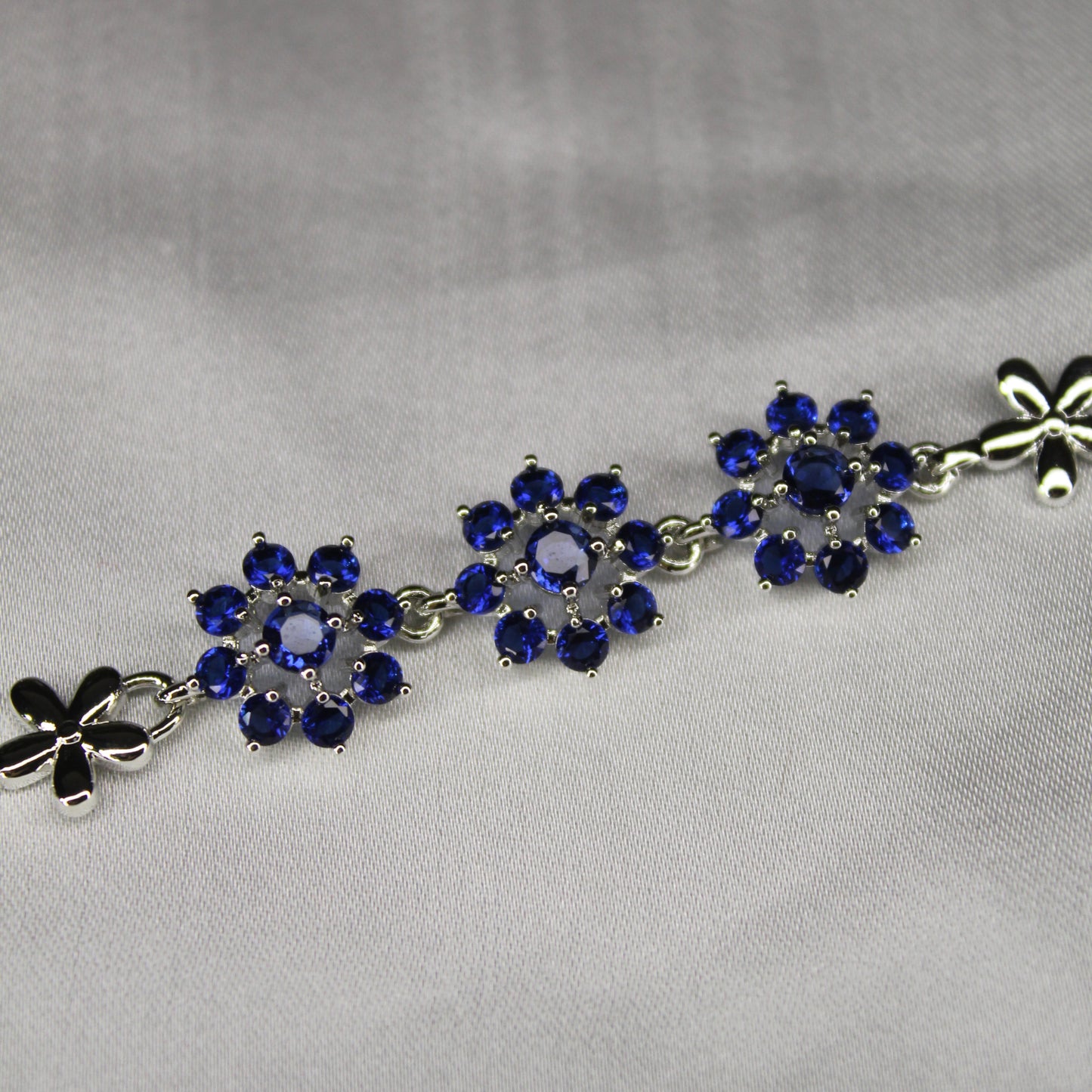 Blosselle Bracelet