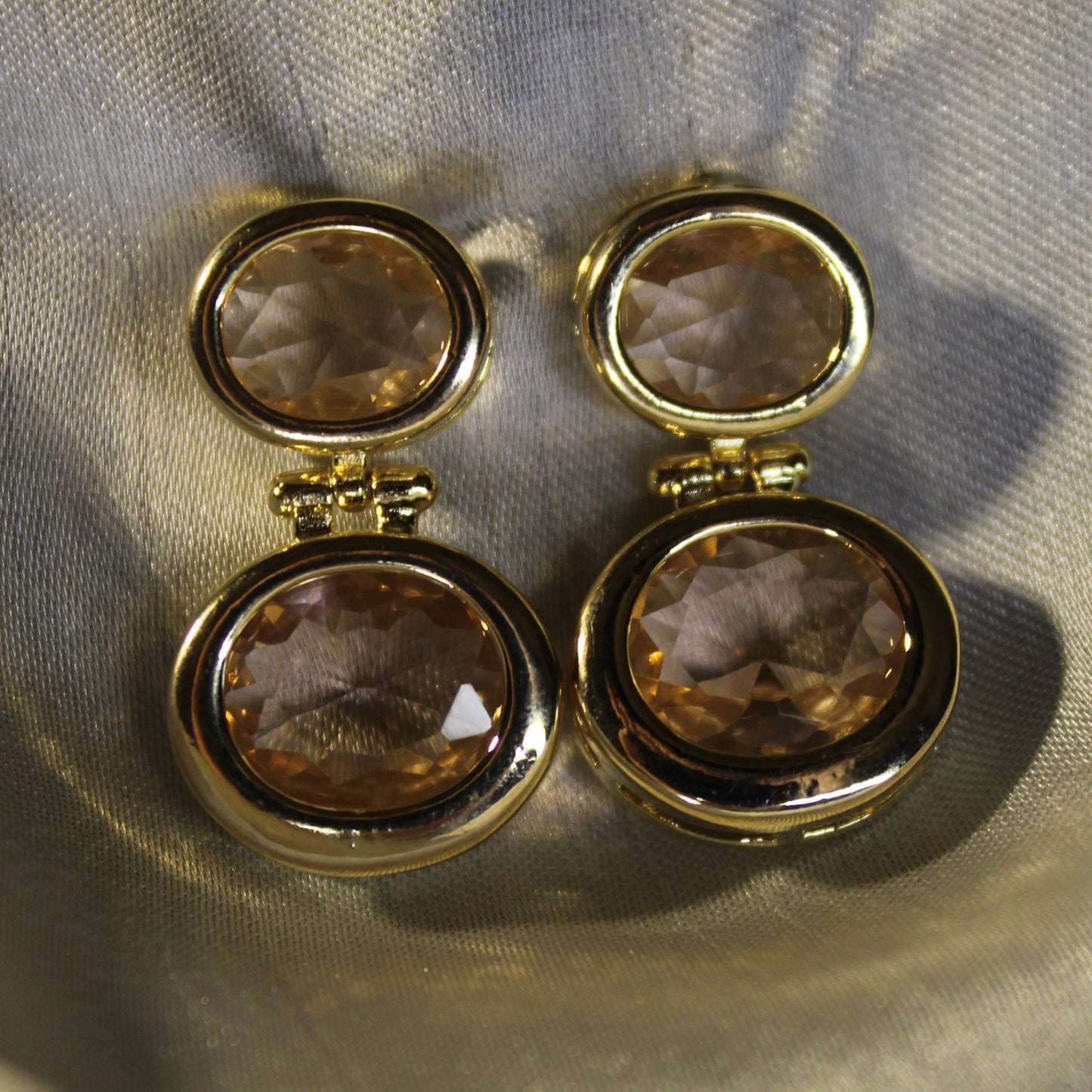 Calista Ear Ring