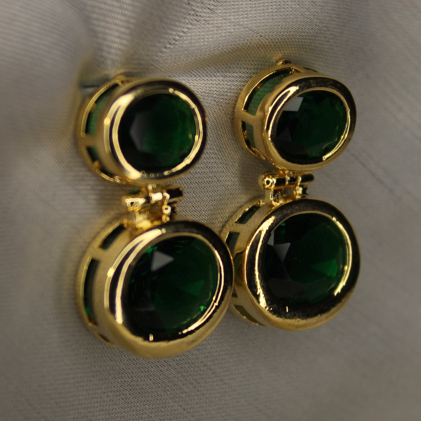 Calista Ear Ring