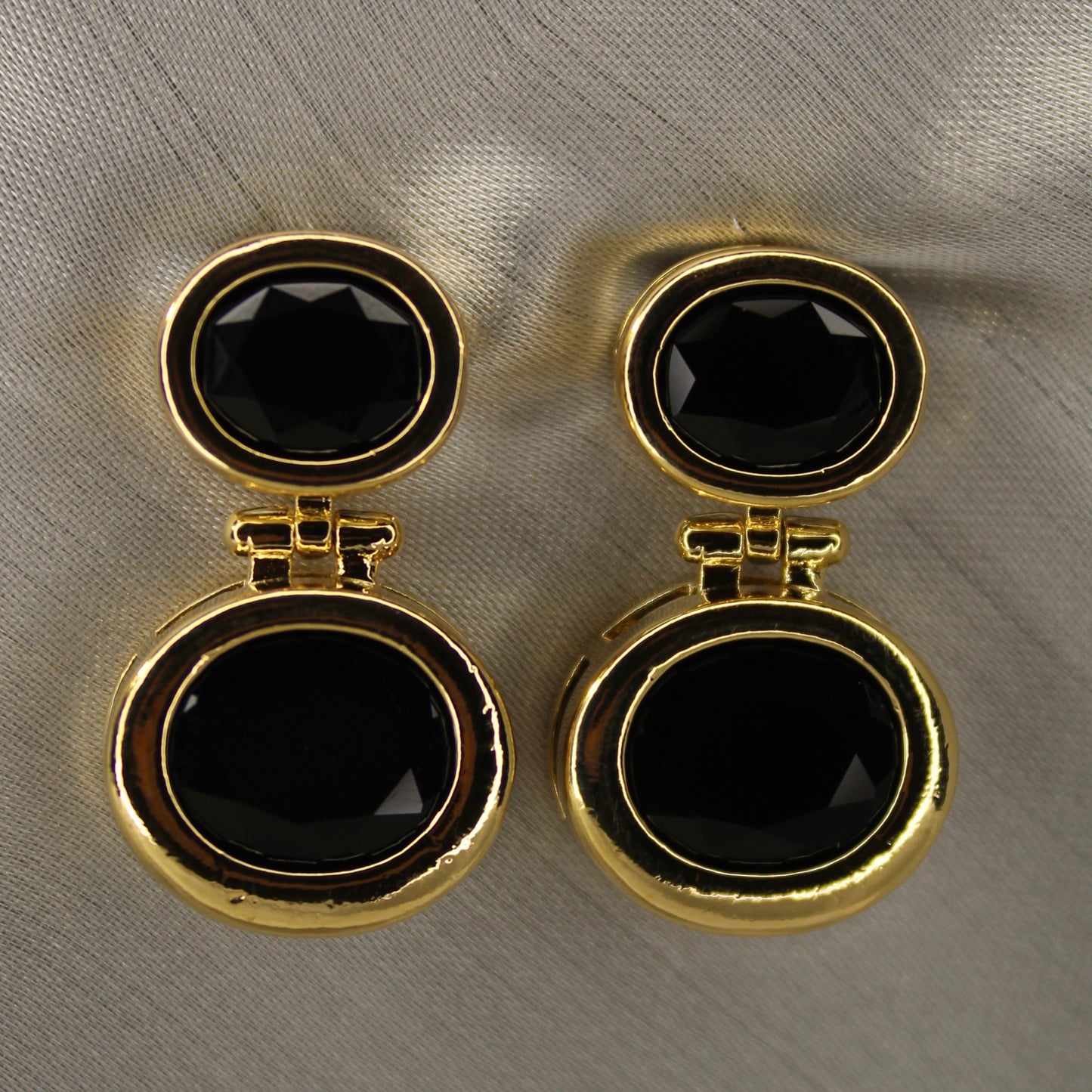 Calista Ear Ring