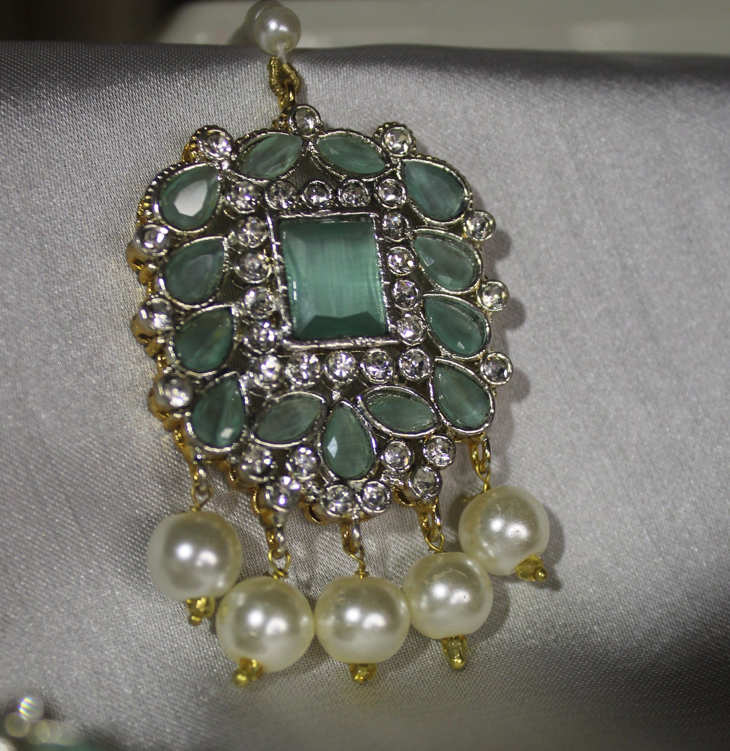 Zerafat Choker Set