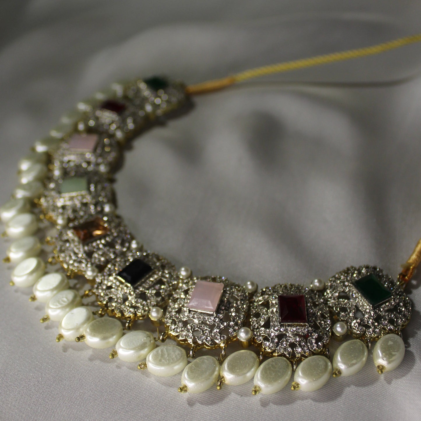 Zayra Choker Set