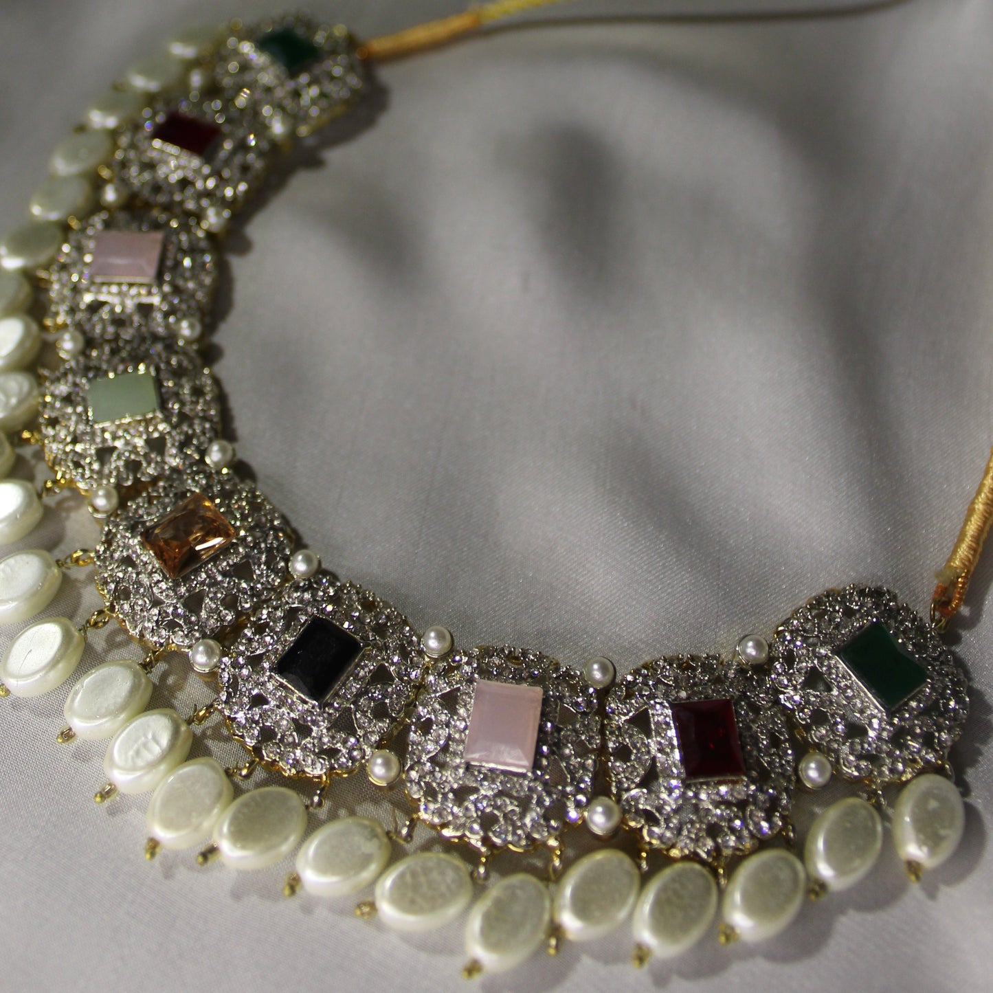 Zayra Choker Set