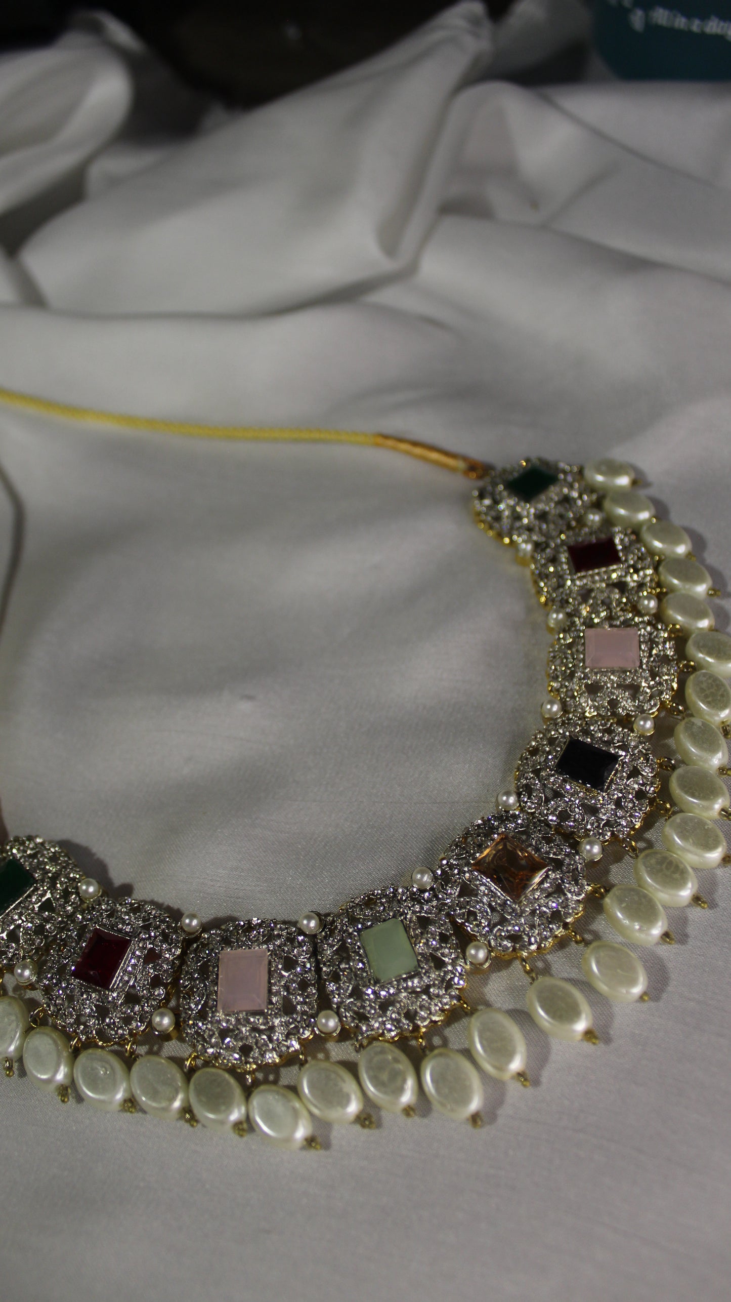 Zayra Choker Set