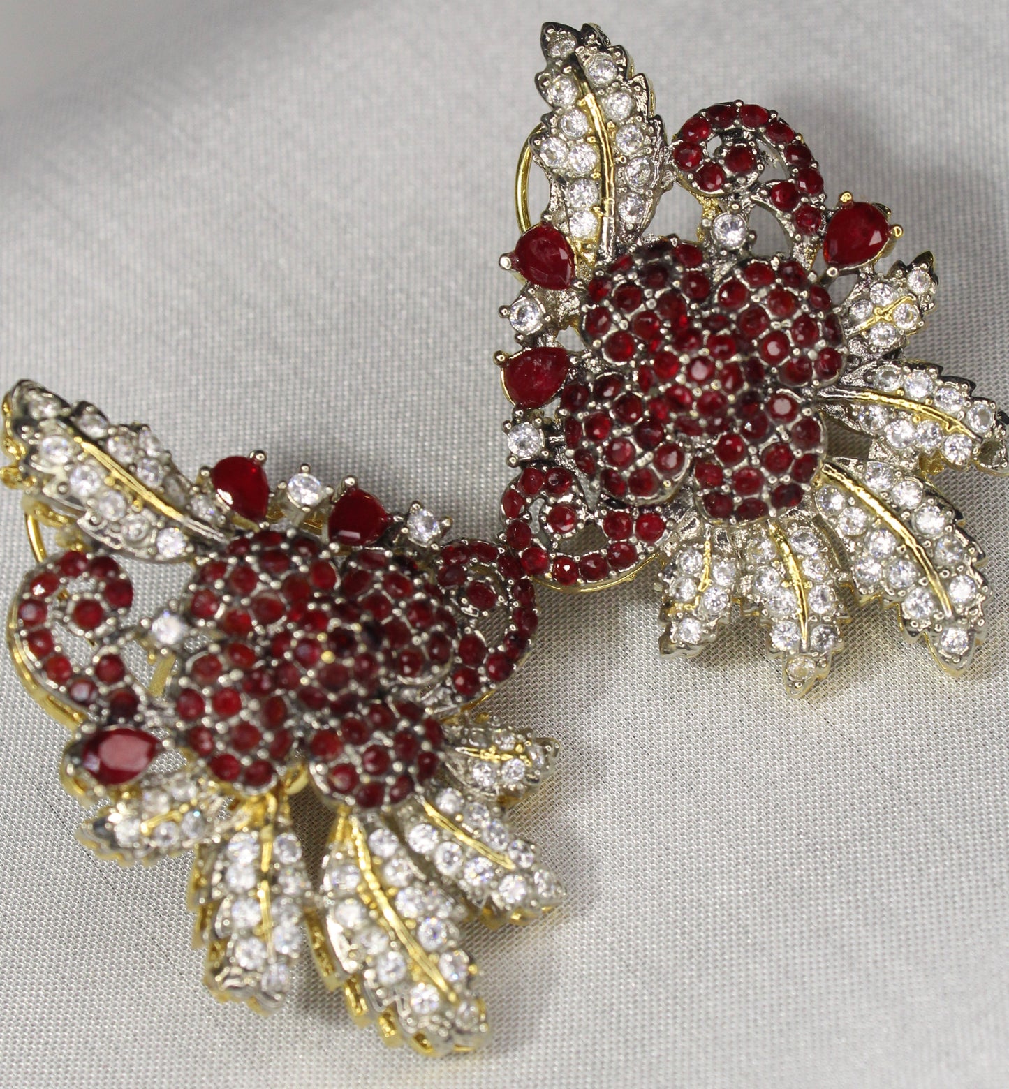 Elmas Clicekler Ear Ring
