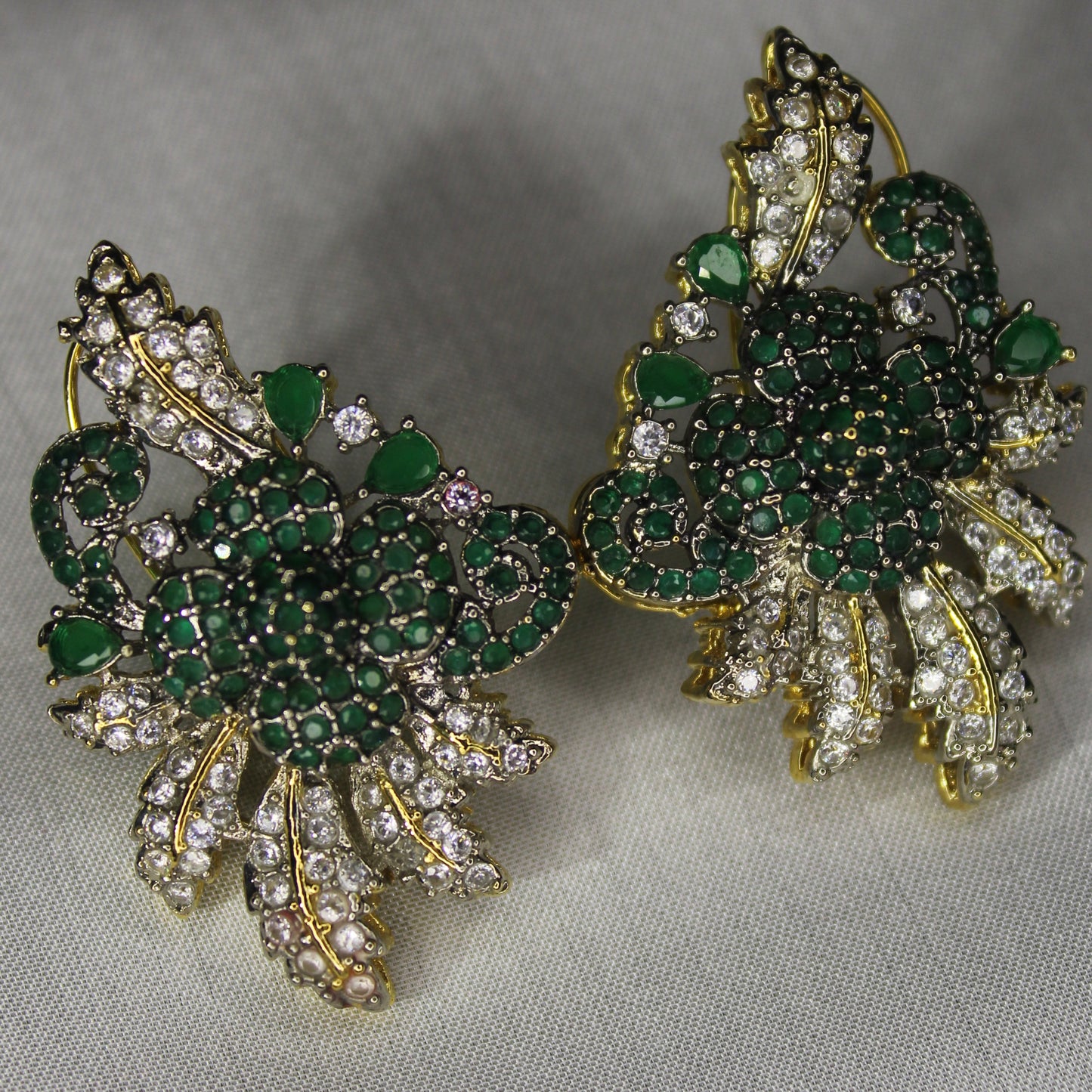 Elmas Clicekler Ear Ring