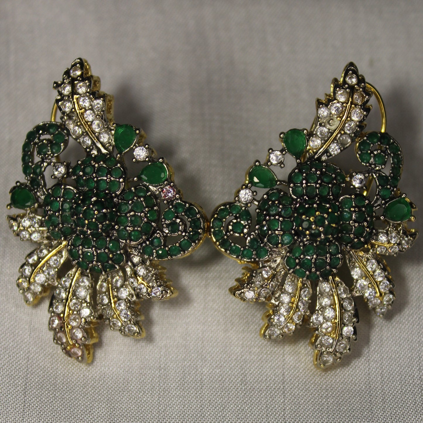 Elmas Clicekler Ear Ring