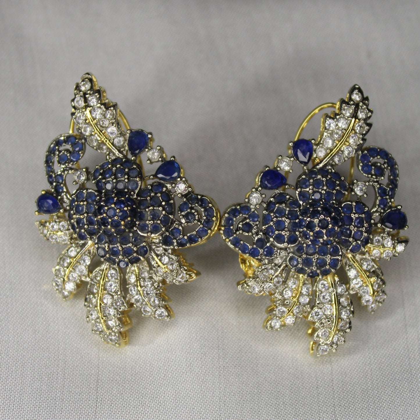 Elmas Clicekler Ear Ring