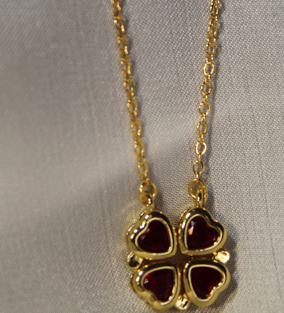 Magnatic 2 in 1 Locket Mehroon