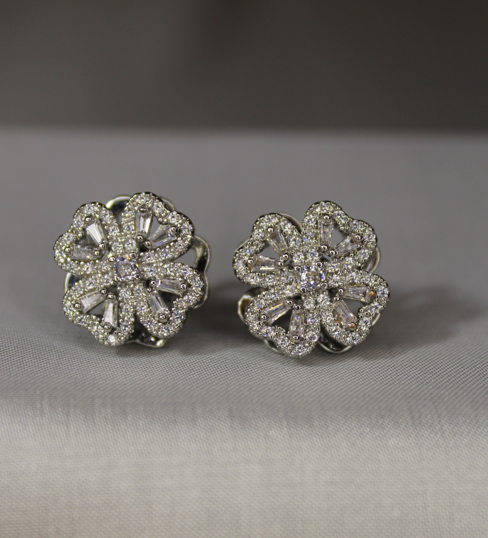 Shiner Earring Metallic