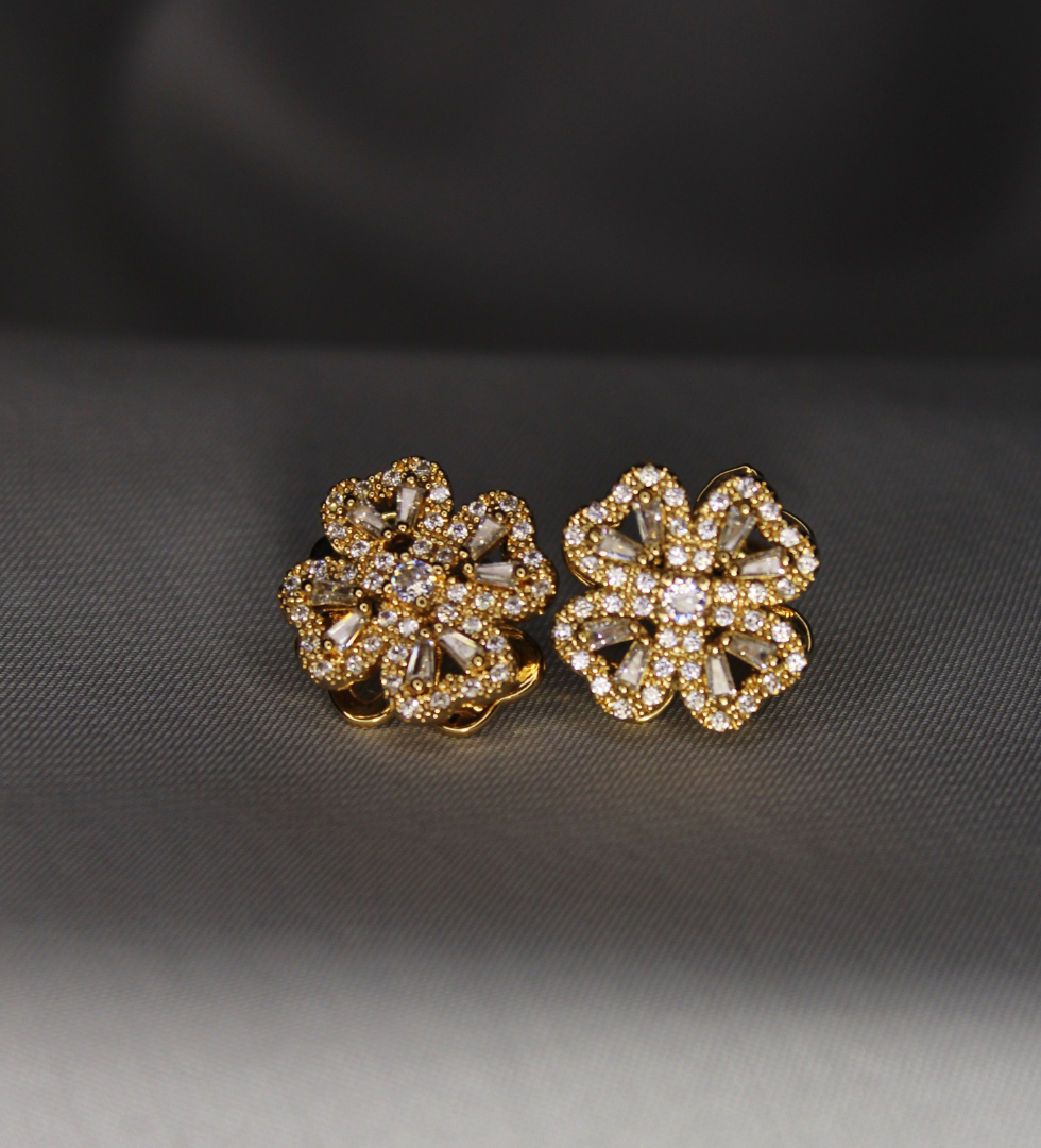 Shiner Earring Yellowish