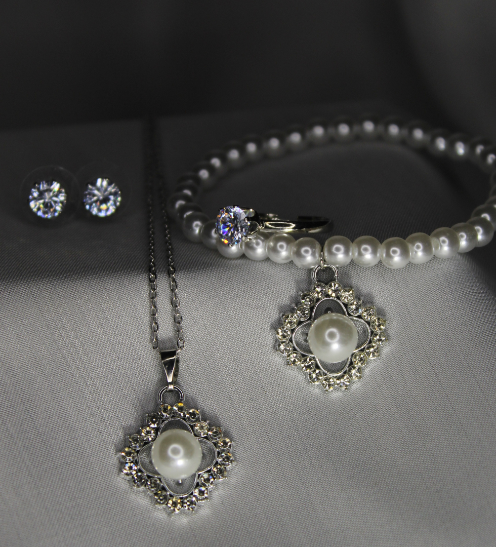 White Pearl Combo Set