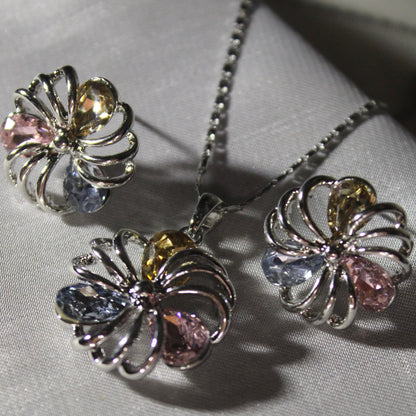 Fleuris Locket Set