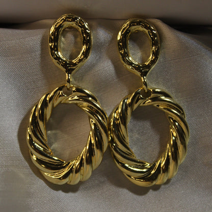 Aurelia Twist Ear Ring