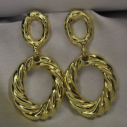 Aurelia Twist Ear Ring