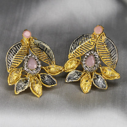 Zumrut Ear Ring