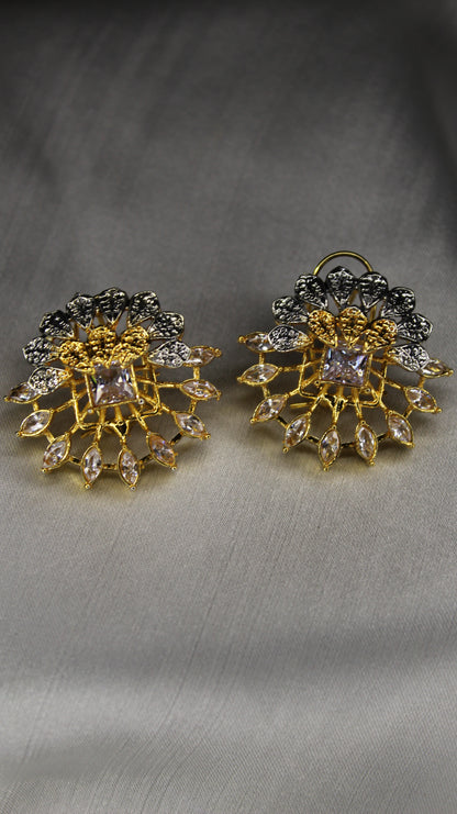 Sahane Elegant Ear Ring