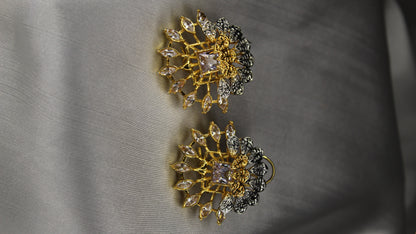 Sahane Elegant Ear Ring
