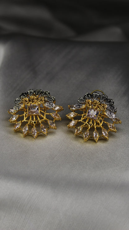 Sahane Elegant Ear Ring