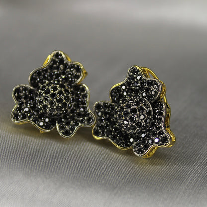 Gecenin Ear Ring