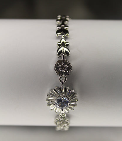 Lumora Bracelet