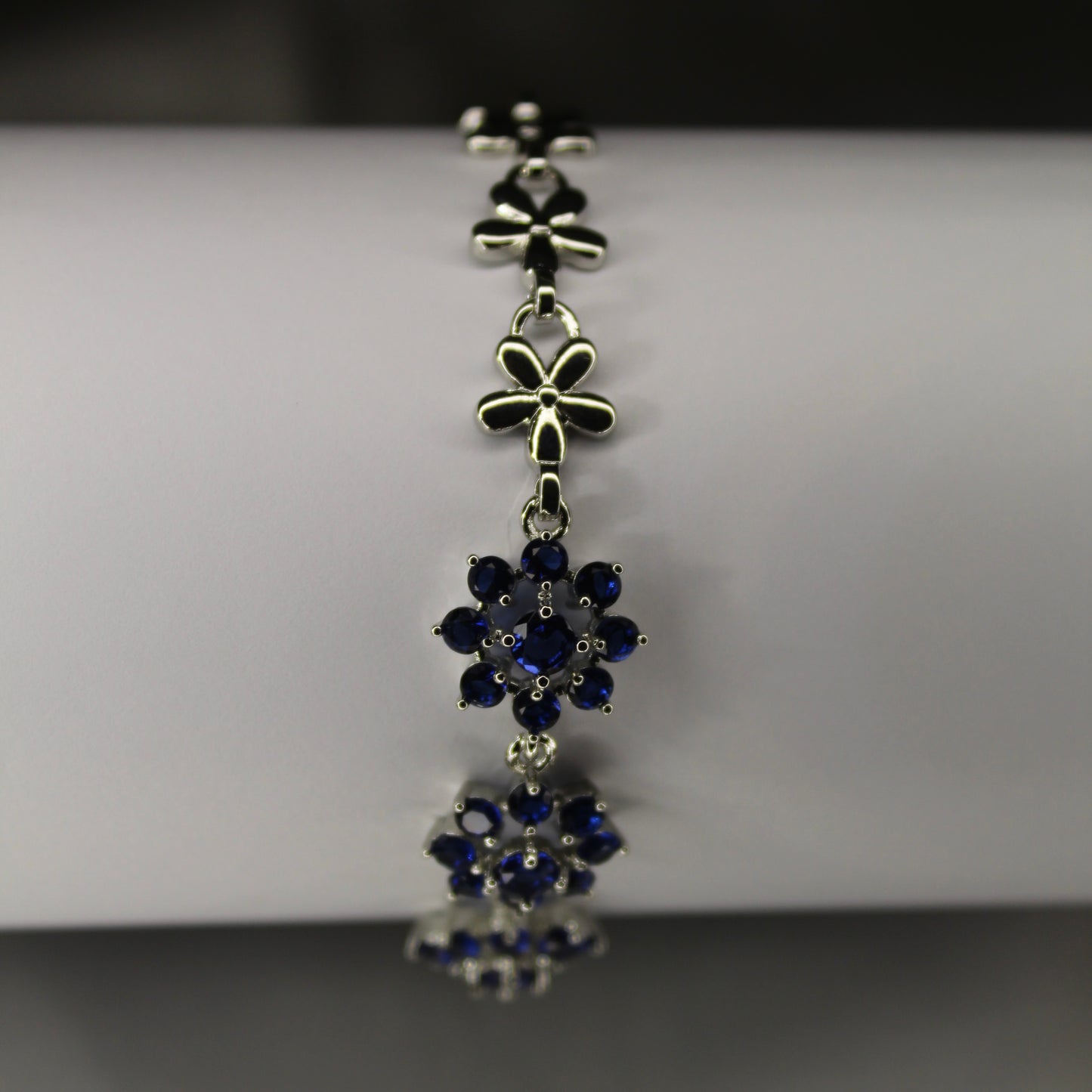 Blosselle Bracelet