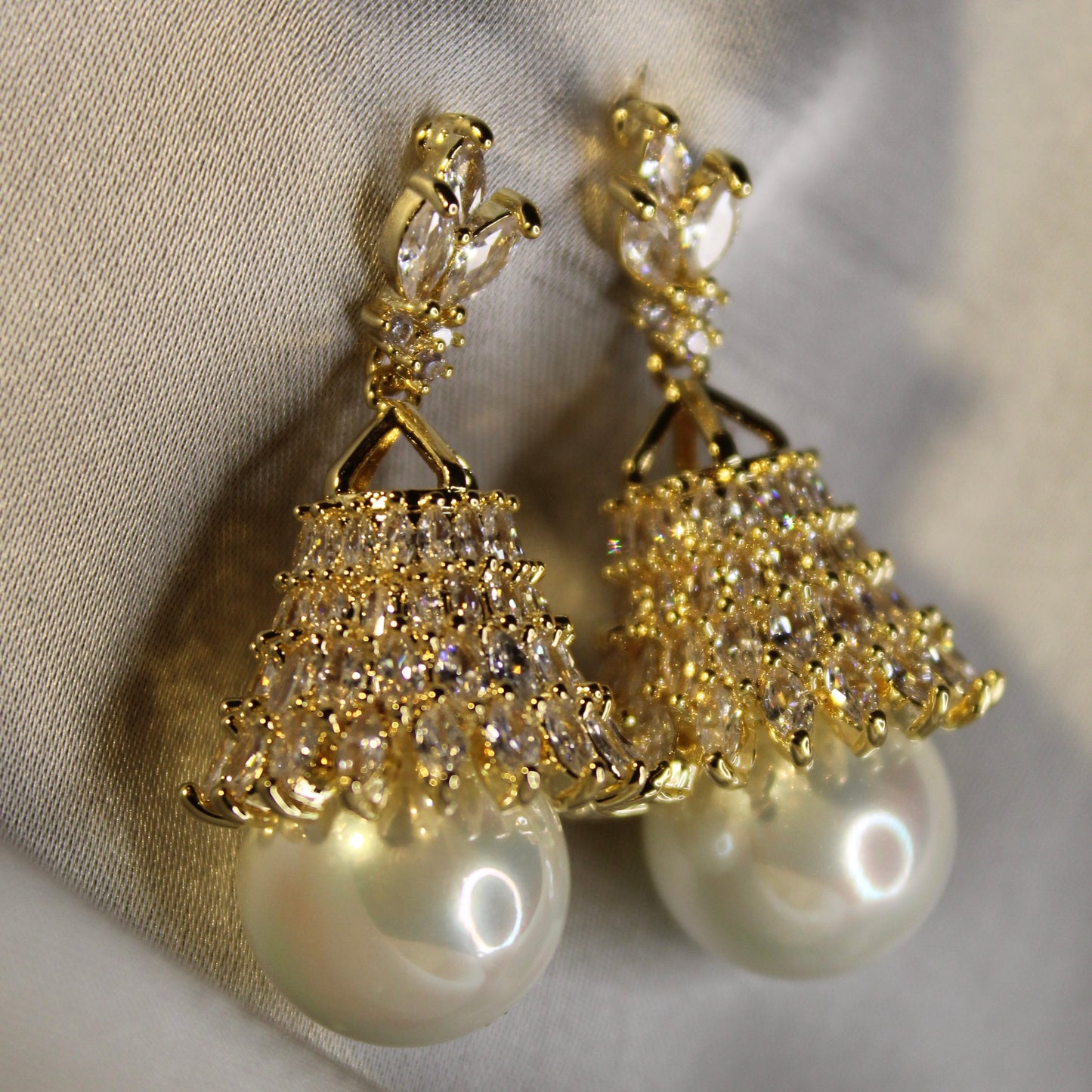 Regalia Ear Ring