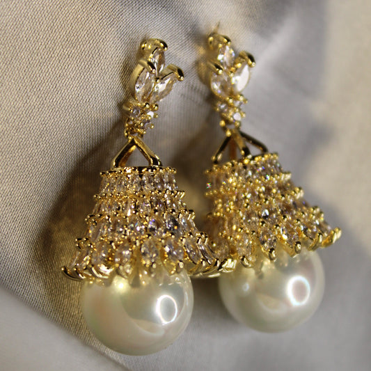 Regalia Ear Ring