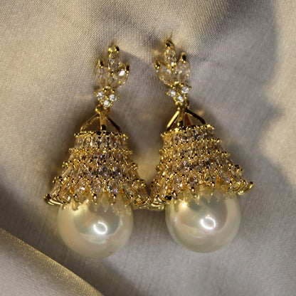 Regalia Ear Ring