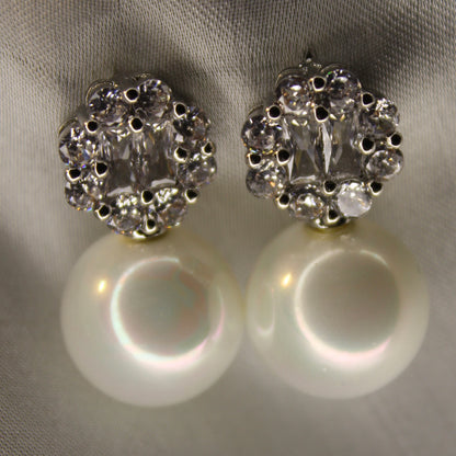 Opaline Ear Ring