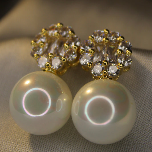 Opaline Ear Ring