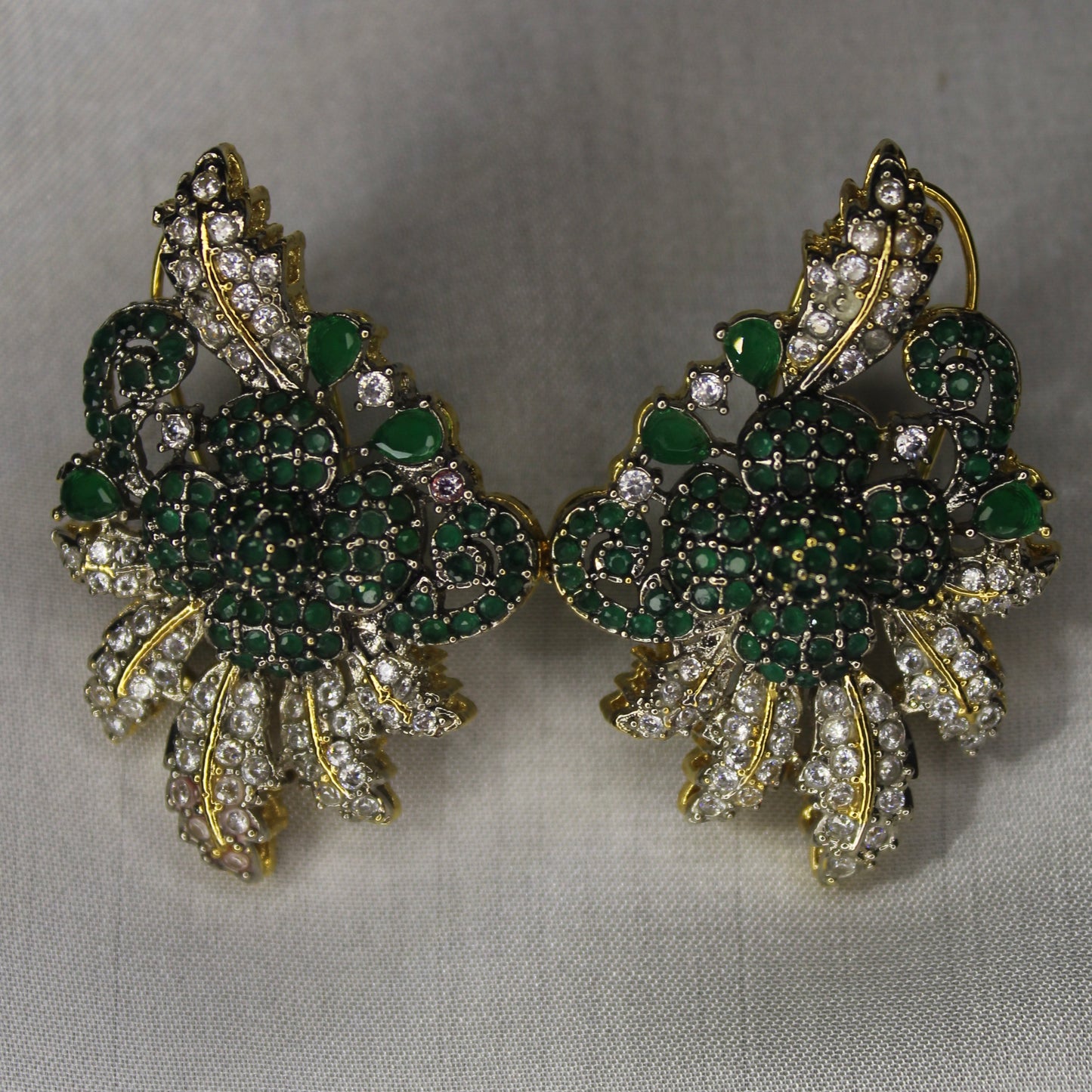 Elmas Clicekler Ear Ring
