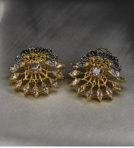 Sahane Elegant Ear Ring