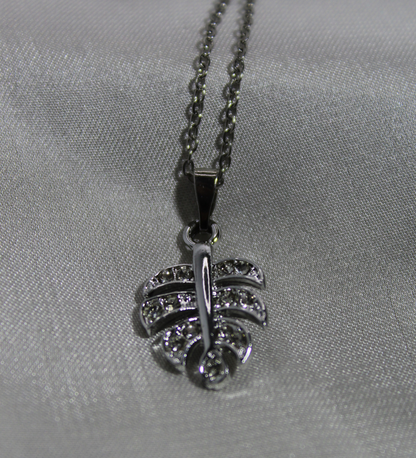 5 In 1 Shining Metallic Locket Set