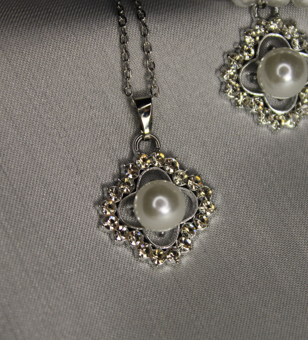 White Pearl Combo Set