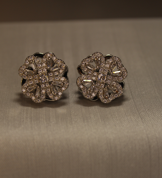 Shiner Earring Metallic